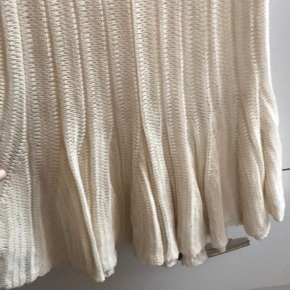 American Eagle Tank Top - Picture 3 of 6